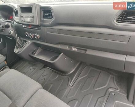 Белый Рено Мастер, объемом двигателя 2.3 л и пробегом 263 тыс. км за 19999 $, фото 56 на Automoto.ua