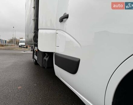 Белый Рено Мастер, объемом двигателя 2.3 л и пробегом 290 тыс. км за 19950 $, фото 14 на Automoto.ua