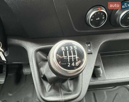 Білий Рено Мастєр, об'ємом двигуна 2.3 л та пробігом 347 тис. км за 20500 $, фото 71 на Automoto.ua