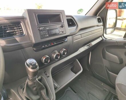 Білий Рено Мастєр, об'ємом двигуна 2.3 л та пробігом 283 тис. км за 19499 $, фото 24 на Automoto.ua