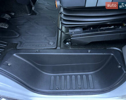 Белый Рено Мастер, объемом двигателя 2.3 л и пробегом 418 тыс. км за 20600 $, фото 21 на Automoto.ua