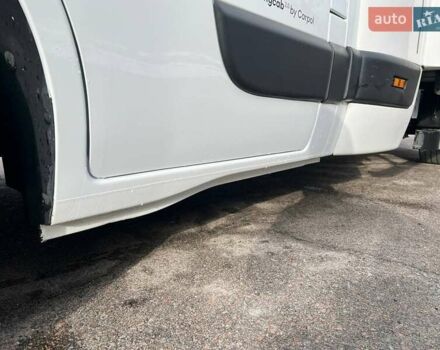 Белый Рено Мастер, объемом двигателя 2.3 л и пробегом 330 тыс. км за 21999 $, фото 36 на Automoto.ua