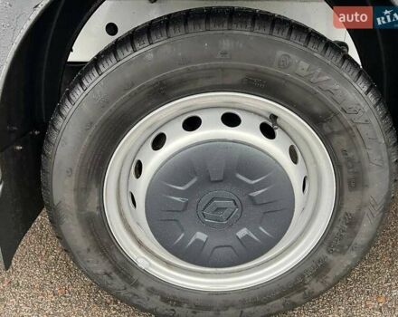 Белый Рено Мастер, объемом двигателя 2.3 л и пробегом 248 тыс. км за 21500 $, фото 39 на Automoto.ua