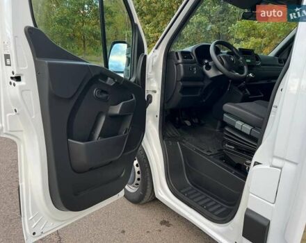 Белый Рено Мастер, объемом двигателя 2.3 л и пробегом 312 тыс. км за 22500 $, фото 23 на Automoto.ua