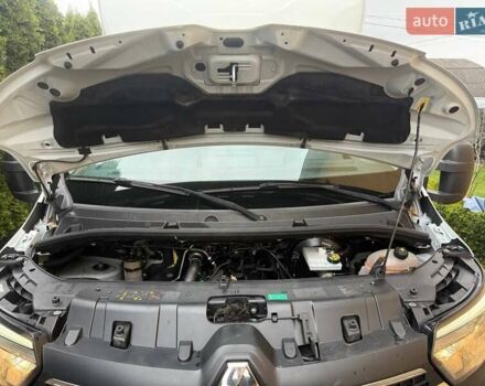 Белый Рено Мастер, объемом двигателя 2.3 л и пробегом 342 тыс. км за 29999 $, фото 39 на Automoto.ua