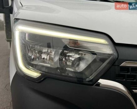 Белый Рено Мастер, объемом двигателя 2.3 л и пробегом 248 тыс. км за 21500 $, фото 50 на Automoto.ua