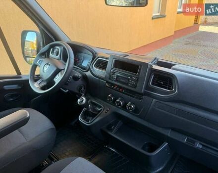 Білий Рено Мастєр, об'ємом двигуна 2.3 л та пробігом 245 тис. км за 19299 $, фото 49 на Automoto.ua