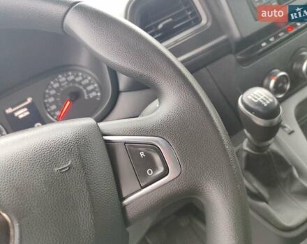 Белый Рено Мастер, объемом двигателя 2.3 л и пробегом 263 тыс. км за 19999 $, фото 28 на Automoto.ua