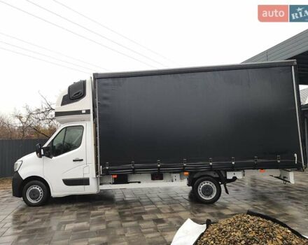 Белый Рено Мастер, объемом двигателя 2.3 л и пробегом 263 тыс. км за 19999 $, фото 1 на Automoto.ua