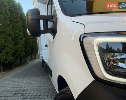 Белый Рено Мастер, объемом двигателя 2.3 л и пробегом 244 тыс. км за 18200 $, фото 12 на Automoto.ua