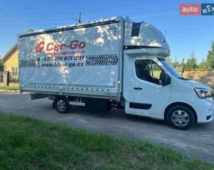 Белый Рено Мастер, объемом двигателя 2.3 л и пробегом 267 тыс. км за 18800 $, фото 2 на Automoto.ua