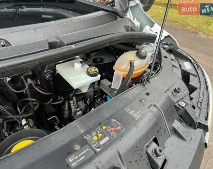 Белый Рено Мастер, объемом двигателя 2.3 л и пробегом 308 тыс. км за 20750 $, фото 92 на Automoto.ua