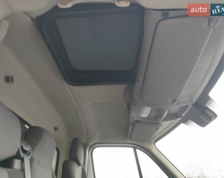 Белый Рено Мастер, объемом двигателя 2.3 л и пробегом 263 тыс. км за 19999 $, фото 43 на Automoto.ua