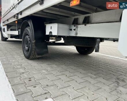 Білий Рено Мастєр, об'ємом двигуна 2.3 л та пробігом 280 тис. км за 19998 $, фото 29 на Automoto.ua