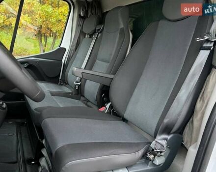 Белый Рено Мастер, объемом двигателя 2.3 л и пробегом 292 тыс. км за 21700 $, фото 76 на Automoto.ua