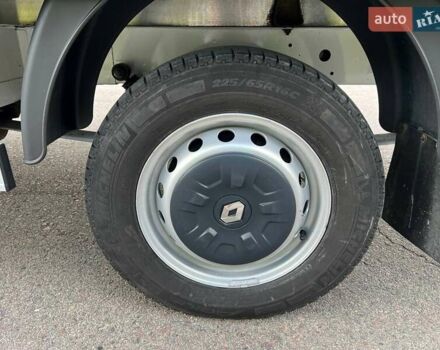 Белый Рено Мастер, объемом двигателя 2.3 л и пробегом 292 тыс. км за 20500 $, фото 42 на Automoto.ua