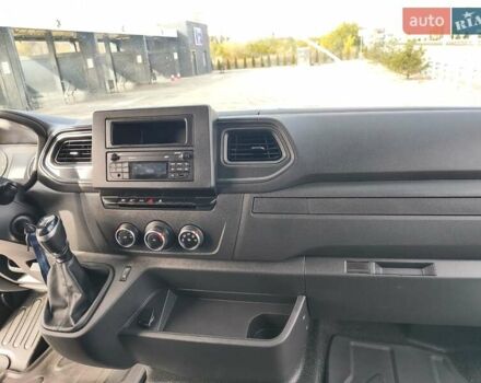 Белый Рено Мастер, объемом двигателя 2.3 л и пробегом 283 тыс. км за 19999 $, фото 23 на Automoto.ua