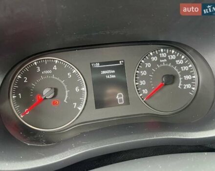 Білий Рено Мастєр, об'ємом двигуна 2.3 л та пробігом 280 тис. км за 19998 $, фото 18 на Automoto.ua