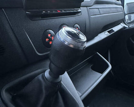 Белый Рено Мастер, объемом двигателя 2.3 л и пробегом 418 тыс. км за 20600 $, фото 19 на Automoto.ua