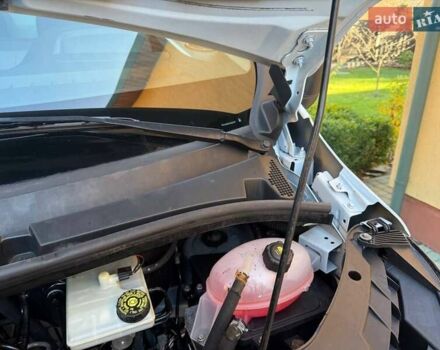 Білий Рено Мастєр, об'ємом двигуна 2.3 л та пробігом 245 тис. км за 19299 $, фото 44 на Automoto.ua