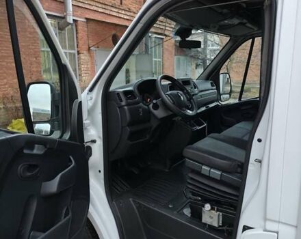 Белый Рено Мастер, объемом двигателя 2.3 л и пробегом 362 тыс. км за 18500 $, фото 11 на Automoto.ua