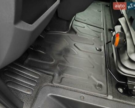 Белый Рено Мастер, объемом двигателя 2.3 л и пробегом 263 тыс. км за 19999 $, фото 37 на Automoto.ua