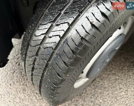 Белый Рено Мастер, объемом двигателя 2.3 л и пробегом 290 тыс. км за 19950 $, фото 6 на Automoto.ua