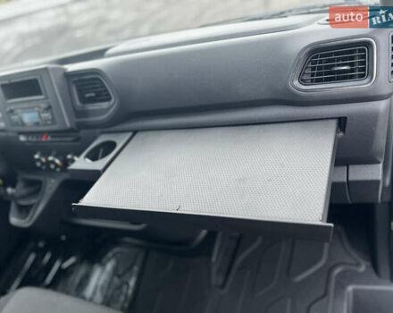 Белый Рено Мастер, объемом двигателя 2.3 л и пробегом 170 тыс. км за 19999 $, фото 30 на Automoto.ua