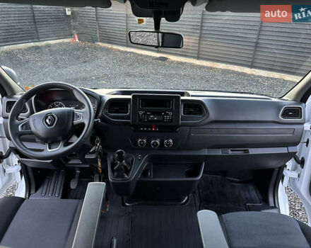 Белый Рено Мастер, объемом двигателя 2.3 л и пробегом 342 тыс. км за 19999 $, фото 34 на Automoto.ua