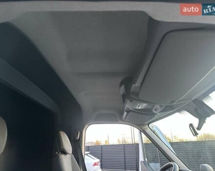 Білий Рено Мастєр, об'ємом двигуна 2.3 л та пробігом 342 тис. км за 20600 $, фото 30 на Automoto.ua