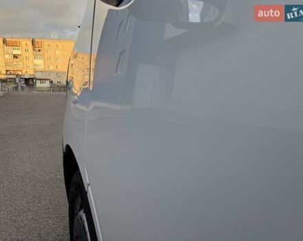 Белый Рено Мастер, объемом двигателя 2.3 л и пробегом 281 тыс. км за 21500 $, фото 35 на Automoto.ua