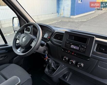 Белый Рено Мастер, объемом двигателя 2.3 л и пробегом 281 тыс. км за 21500 $, фото 72 на Automoto.ua