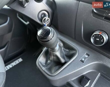 Белый Рено Мастер, объемом двигателя 2.3 л и пробегом 281 тыс. км за 21500 $, фото 75 на Automoto.ua