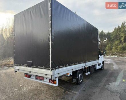 Белый Рено Мастер, объемом двигателя 2.3 л и пробегом 320 тыс. км за 19900 $, фото 5 на Automoto.ua