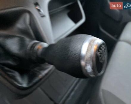 Білий Рено Мастєр, об'ємом двигуна 2.3 л та пробігом 261 тис. км за 18330 $, фото 34 на Automoto.ua