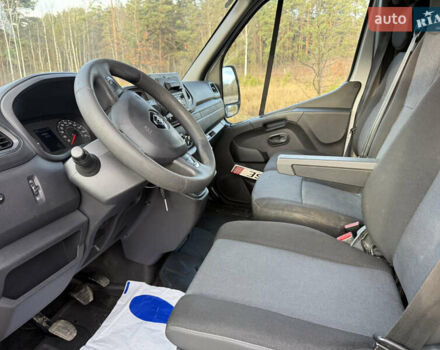 Белый Рено Мастер, объемом двигателя 2.3 л и пробегом 320 тыс. км за 19900 $, фото 9 на Automoto.ua