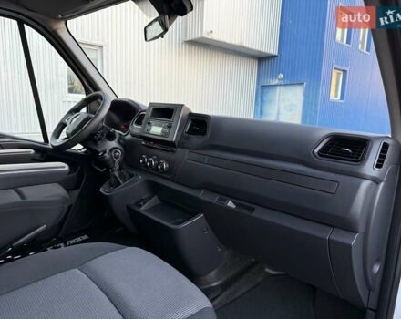 Белый Рено Мастер, объемом двигателя 2.3 л и пробегом 281 тыс. км за 21500 $, фото 69 на Automoto.ua