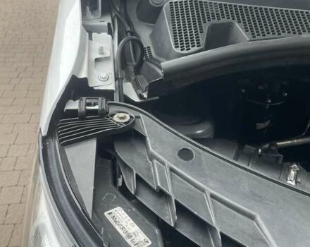 Белый Рено Мастер, объемом двигателя 2.3 л и пробегом 260 тыс. км за 19899 $, фото 42 на Automoto.ua