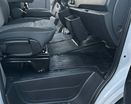 Белый Рено Мастер, объемом двигателя 2.3 л и пробегом 342 тыс. км за 19999 $, фото 29 на Automoto.ua