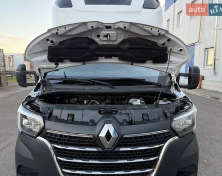 Белый Рено Мастер, объемом двигателя 2.3 л и пробегом 281 тыс. км за 21500 $, фото 95 на Automoto.ua