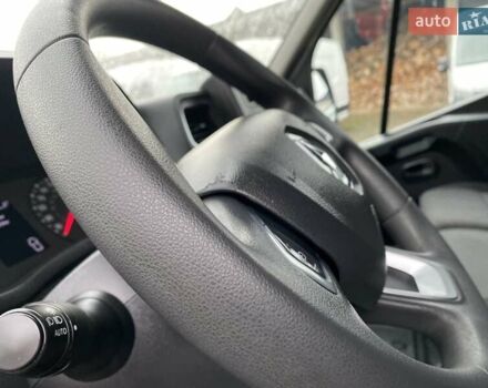 Белый Рено Мастер, объемом двигателя 2.3 л и пробегом 265 тыс. км за 18300 $, фото 46 на Automoto.ua