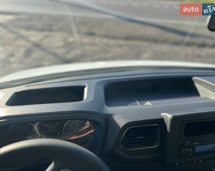 Белый Рено Мастер, объемом двигателя 2.3 л и пробегом 170 тыс. км за 19900 $, фото 42 на Automoto.ua