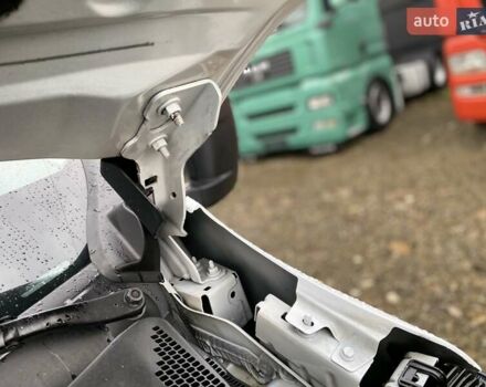 Белый Рено Мастер, объемом двигателя 2.3 л и пробегом 265 тыс. км за 18300 $, фото 62 на Automoto.ua