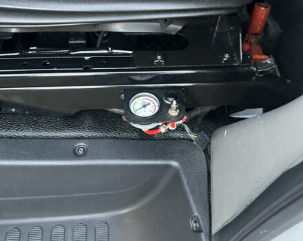 Белый Рено Мастер, объемом двигателя 2.3 л и пробегом 342 тыс. км за 19999 $, фото 15 на Automoto.ua