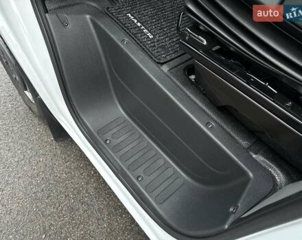 Білий Рено Мастєр, об'ємом двигуна 2.3 л та пробігом 305 тис. км за 21500 $, фото 50 на Automoto.ua