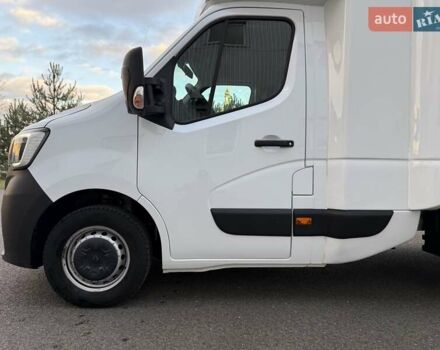 Белый Рено Мастер, объемом двигателя 2.3 л и пробегом 281 тыс. км за 21500 $, фото 34 на Automoto.ua