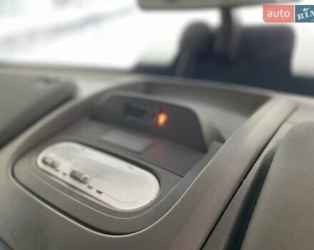 Белый Рено Мастер, объемом двигателя 2.3 л и пробегом 265 тыс. км за 18300 $, фото 60 на Automoto.ua