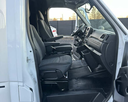 Белый Рено Мастер, объемом двигателя 2.3 л и пробегом 342 тыс. км за 19999 $, фото 24 на Automoto.ua