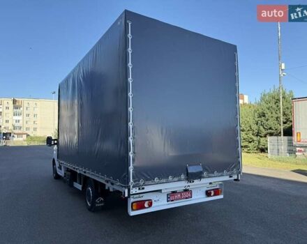 Белый Рено Мастер, объемом двигателя 2.3 л и пробегом 276 тыс. км за 20999 $, фото 4 на Automoto.ua