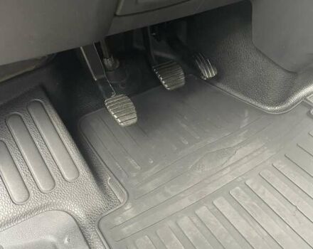 Белый Рено Мастер, объемом двигателя 2.3 л и пробегом 260 тыс. км за 19899 $, фото 15 на Automoto.ua